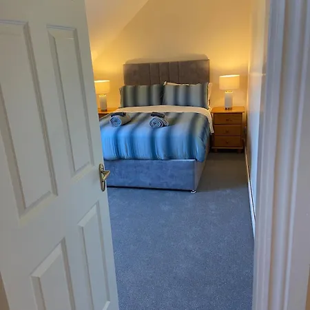 Spacious 5 Bed With Free Parking Σπίτι διακοπών