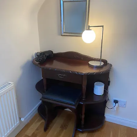 Spacious 5 Bed With Free Parking Σπίτι διακοπών