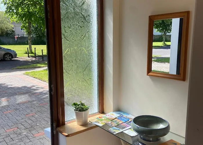 度假居 Spacious 5 Bed With Free Parking